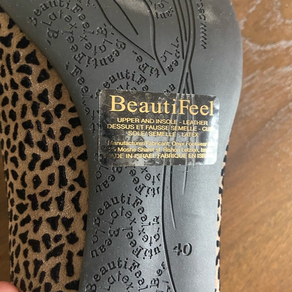 BeautiFeel Women's Black and Tan Patterned Kitten Heel Pumps Size 9 - Picture 5 of 6